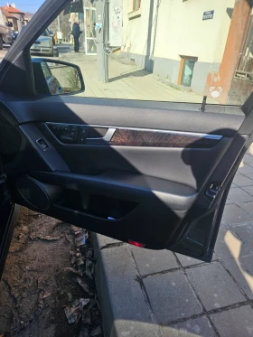 Mercedes-Benz 350 C350 4matic , снимка 12 - Автомобили и джипове - 53403956