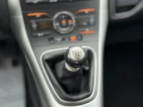 Toyota Auris 1.6-132 К.С ФЕЙСЛИФТ/ ОТЛИЧНО СЪСТОЯНИЕ 6 СКОРОСТИ, снимка 12