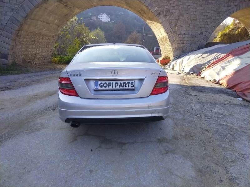 Mercedes-Benz C 220 Om646, снимка 5 - Автомобили и джипове - 47699943