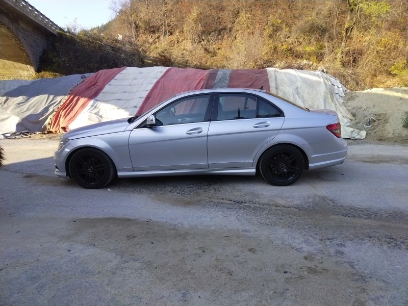 Mercedes-Benz C 220 Om646, снимка 7 - Автомобили и джипове - 47699943