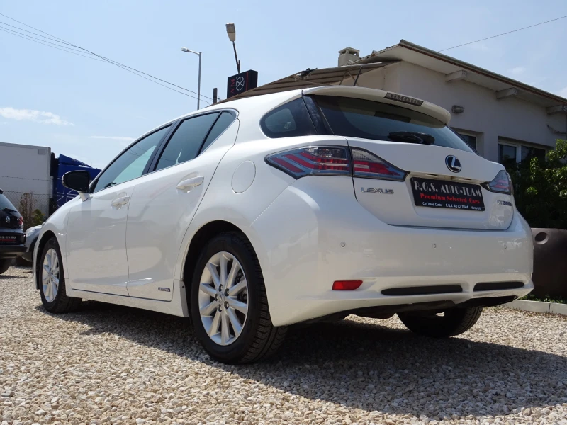 Lexus CT 200h 1.8 Full Hybrid (HEV) CVT 5вр. Executive, снимка 3 - Автомобили и джипове - 46981873