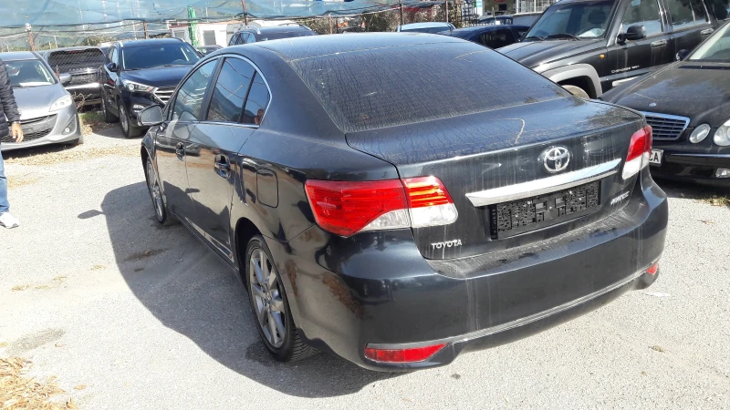 Toyota Avensis 2.0 D-4D, снимка 8 - Автомобили и джипове - 47439797