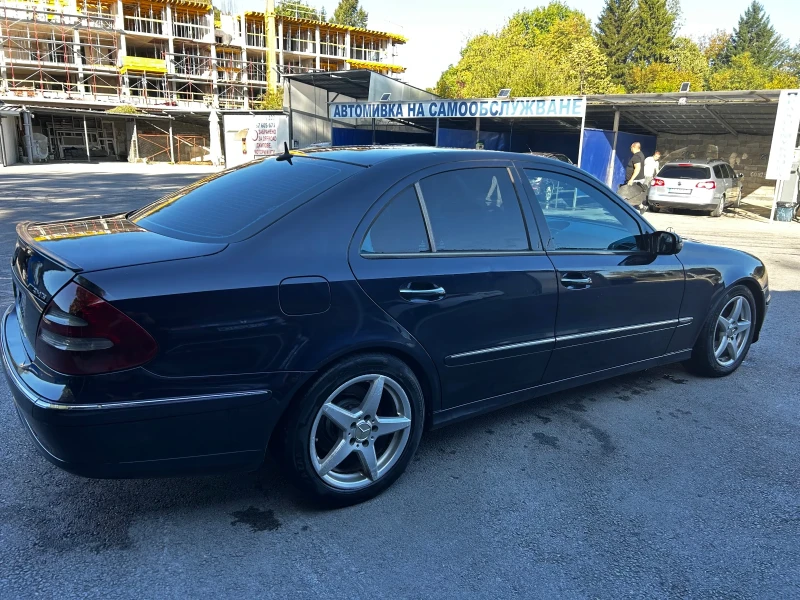 Mercedes-Benz E 270 CDI AVANTGARDE, снимка 2 - Автомобили и джипове - 47469088