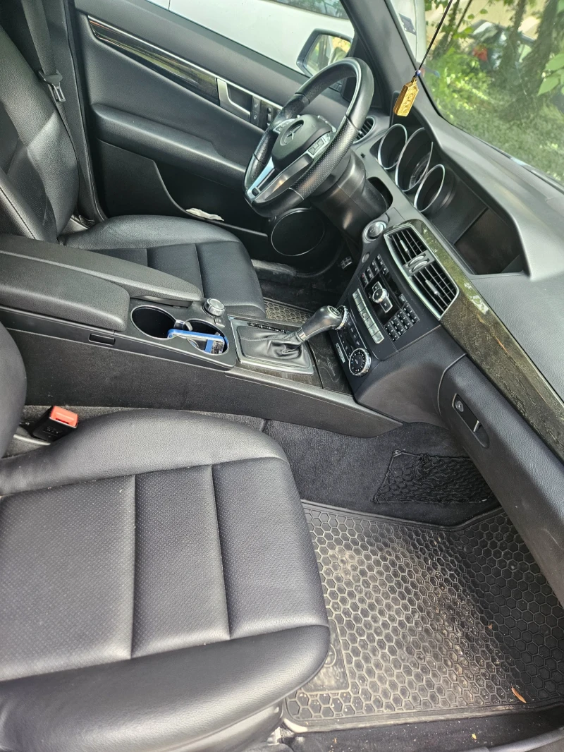 Mercedes-Benz 350 C350 4matic , снимка 6 - Автомобили и джипове - 52173006