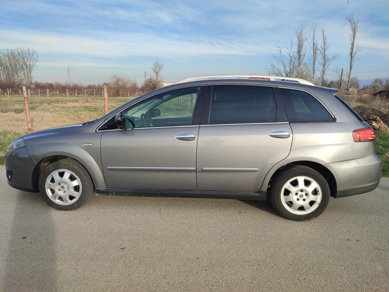Fiat Croma 1.9D Multijet, снимка 2 - Автомобили и джипове - 50905233