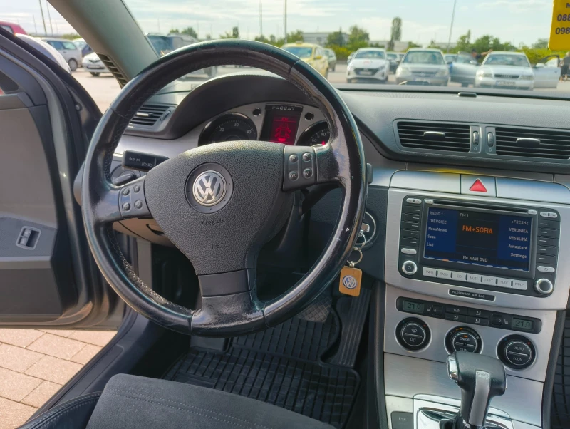 VW Passat 2.0 TDI HIGHLINE, снимка 9 - Автомобили и джипове - 52531555