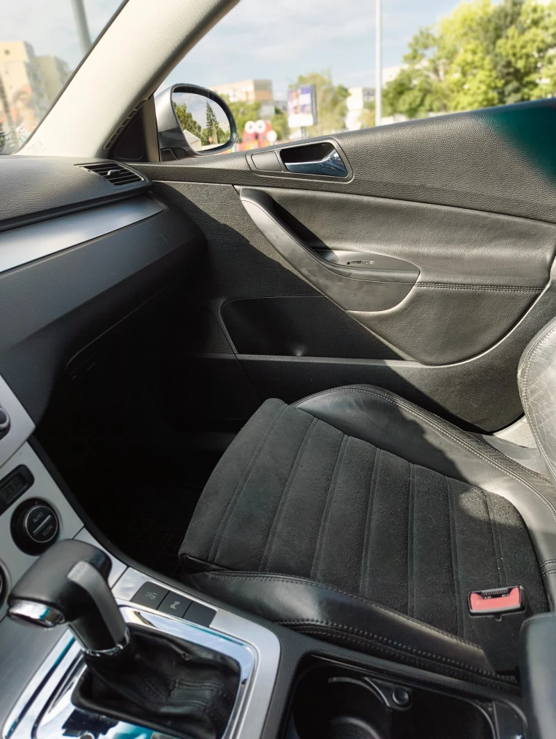 VW Passat 2.0 TDI HIGHLINE, снимка 13 - Автомобили и джипове - 52531555