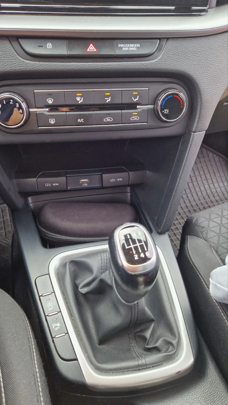 Kia XCeed, снимка 8 - Автомобили и джипове - 51921181