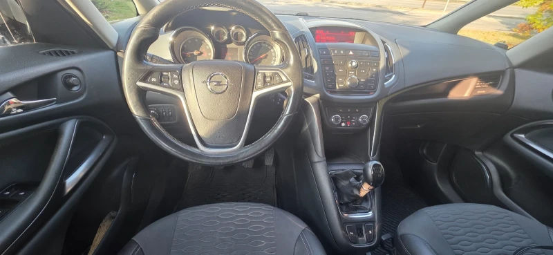 Opel Zafira Фабричен метан, снимка 8 - Автомобили и джипове - 52085981