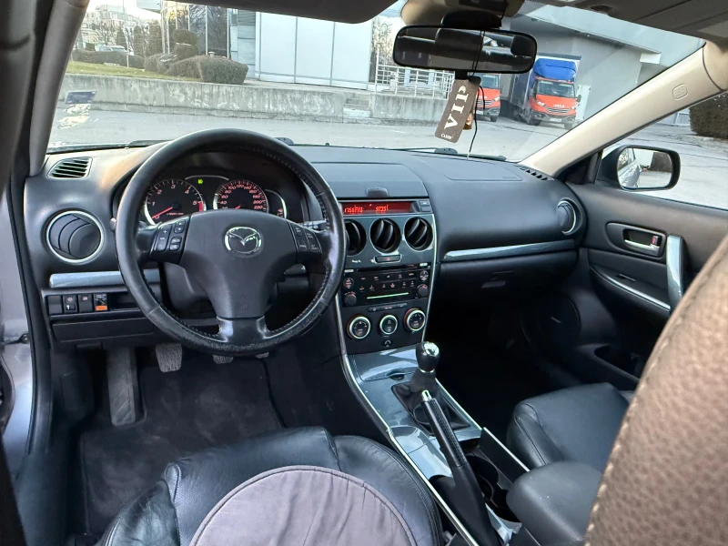 Mazda 6 2.0 dizel, снимка 8 - Автомобили и джипове - 53289391