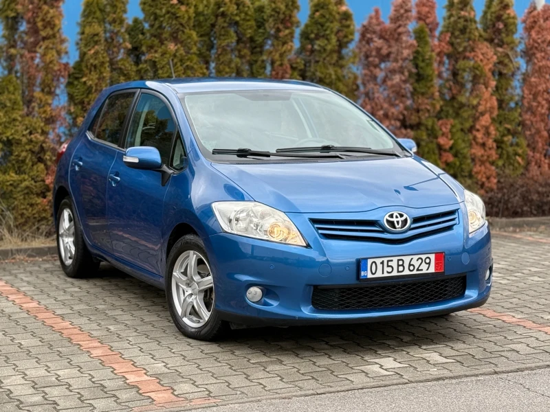Toyota Auris 1.6-132 К.С ФЕЙСЛИФТ/ ОТЛИЧНО СЪСТОЯНИЕ 6 СКОРОСТИ, снимка 2 - Автомобили и джипове - 53392245