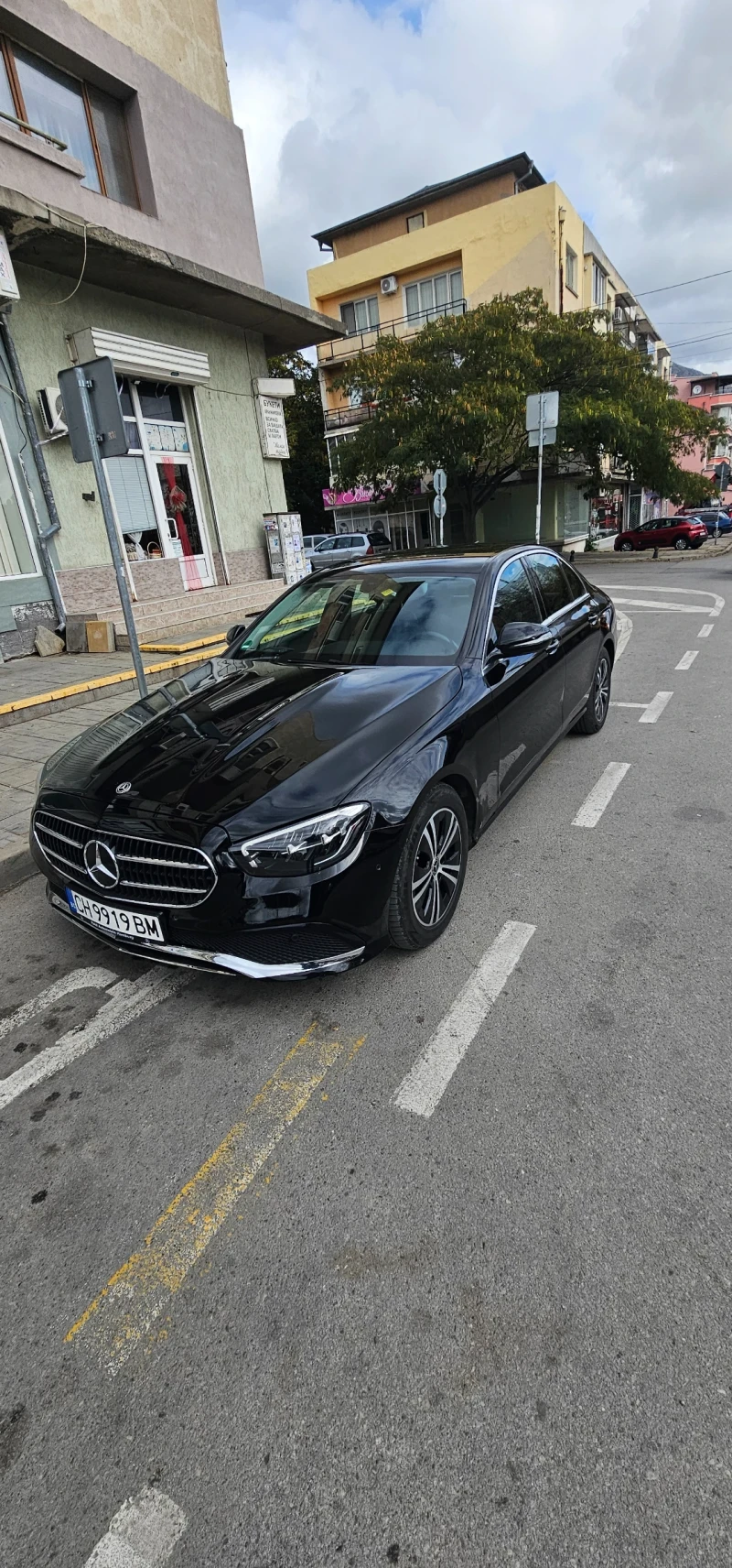 Mercedes-Benz E 220 9G tronik , снимка 4 - Автомобили и джипове - 53489439