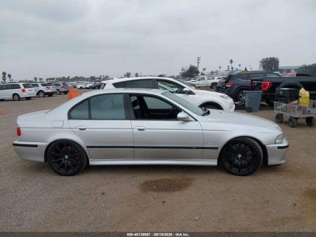 BMW M5 * CARFAX * АВТОКРЕДИТ БЕЗ ПЪРВОНАЧАЛНА ВНОСКА * , снимка 13 - Автомобили и джипове - 55045240