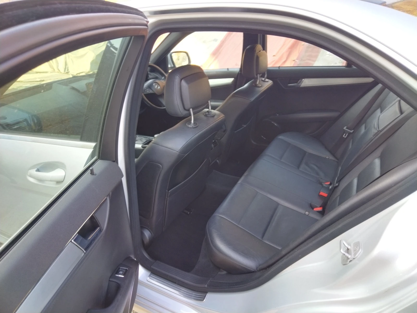 Mercedes-Benz C 220 Om646, снимка 11 - Автомобили и джипове - 53981964