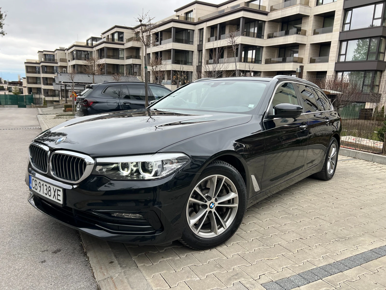 BMW 530 x-Drive* Head-up* 360 Cam* Adaptive