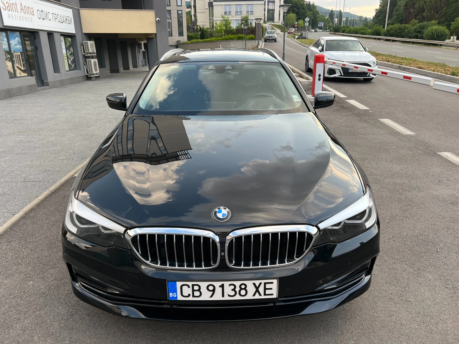 BMW 530 x-Drive* Head-up* 360 Cam* Adaptive - изображение 2