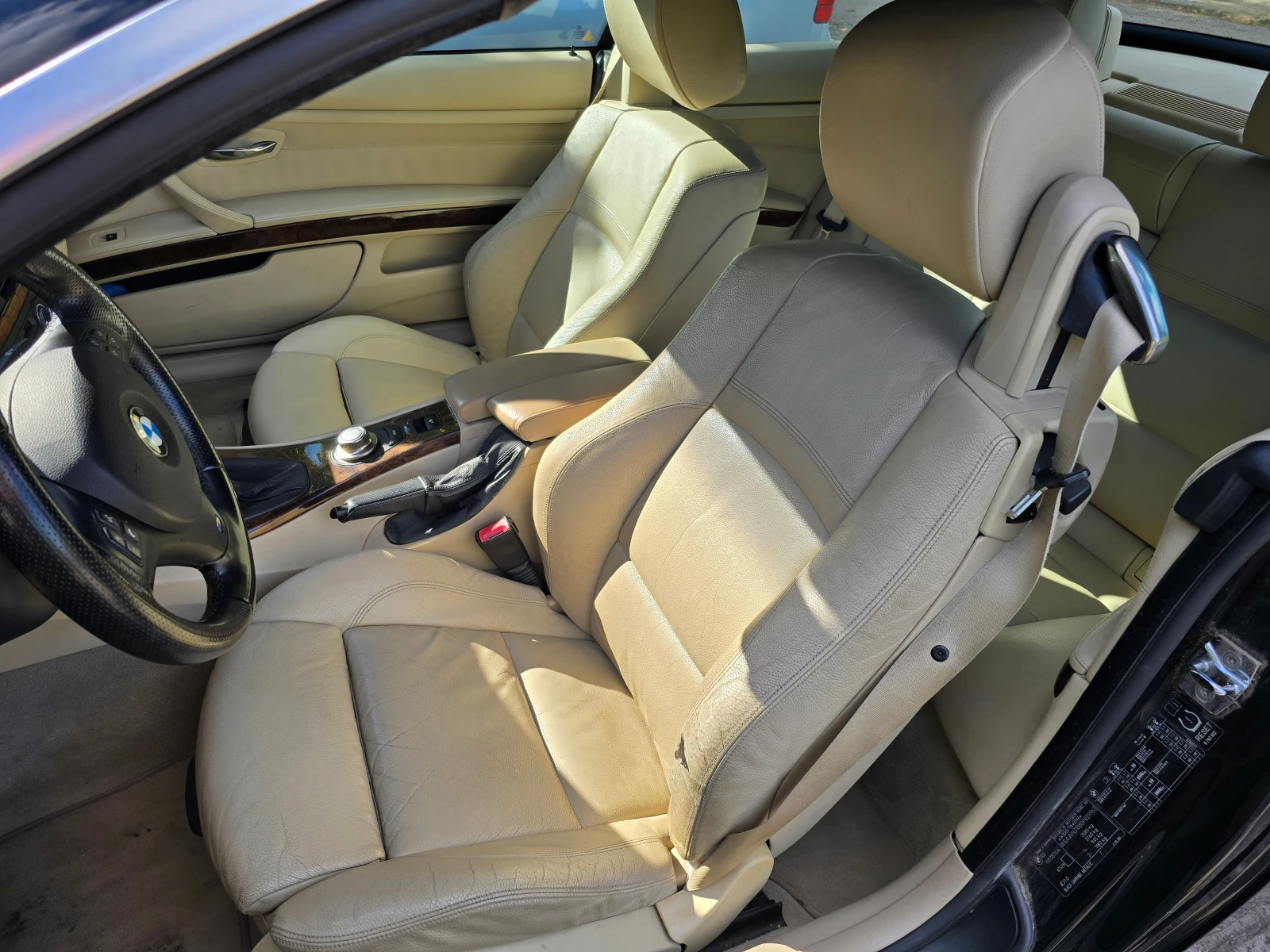BMW 325 E93/Navi/PDC/Кожа, снимка 6 - Автомобили и джипове - 50550059