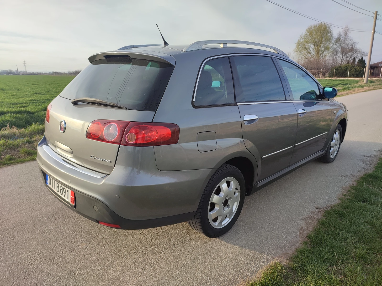 Fiat Croma 1.9D Multijet - изображение 5