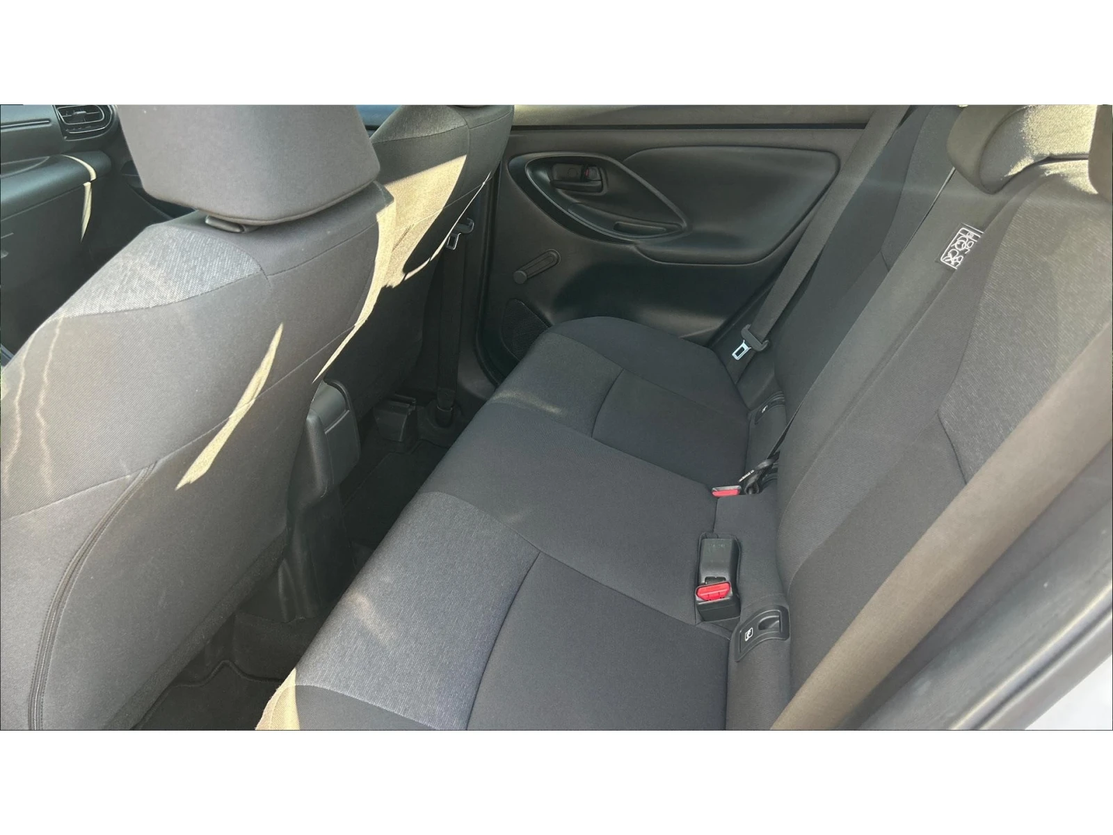 Toyota Yaris    315 . | Mobile.bg   11