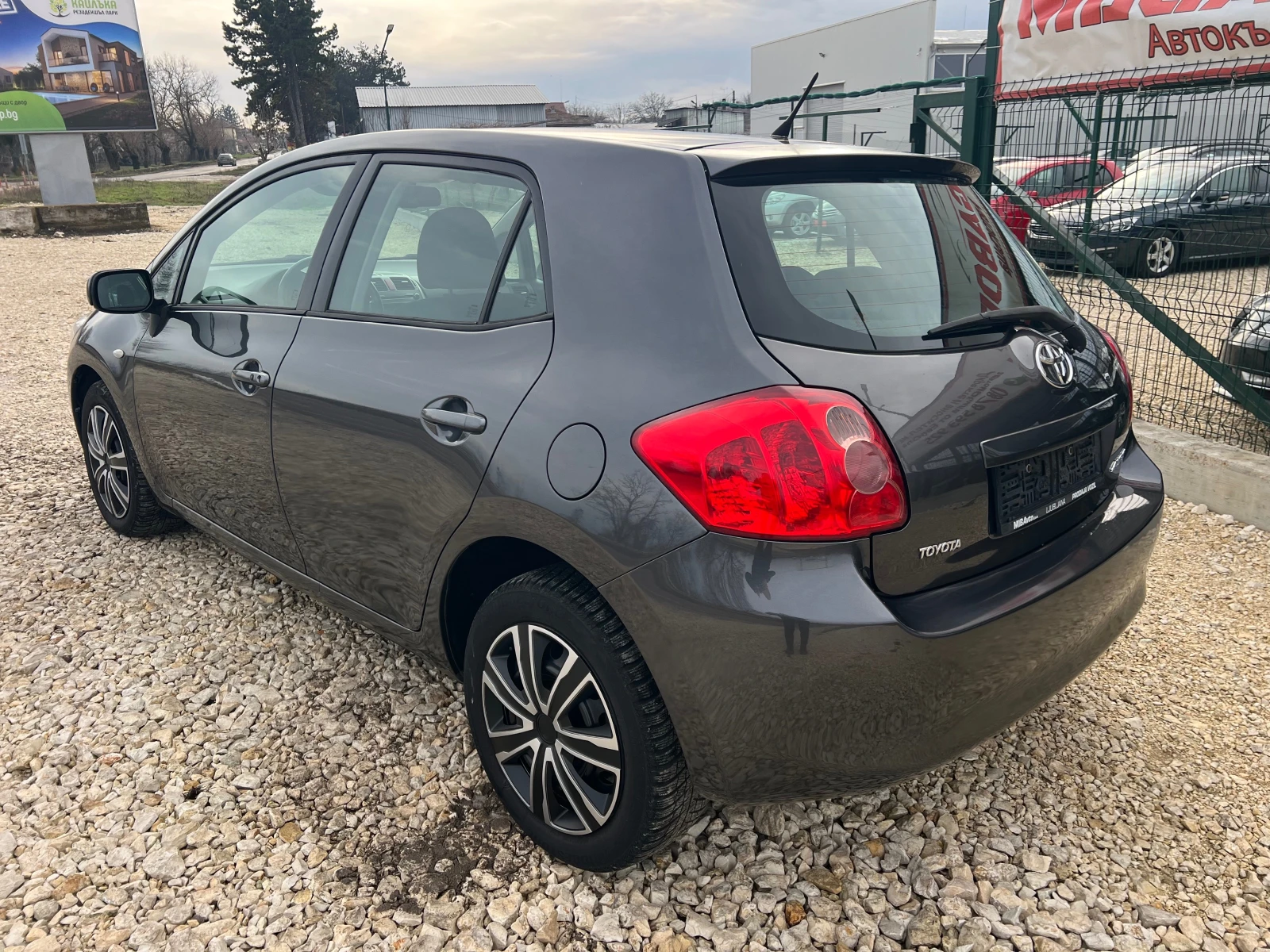 Toyota Auris 1.6VVTi/124p.s-Kayless Go/5 vrati | Mobile.bg � ����������� 4