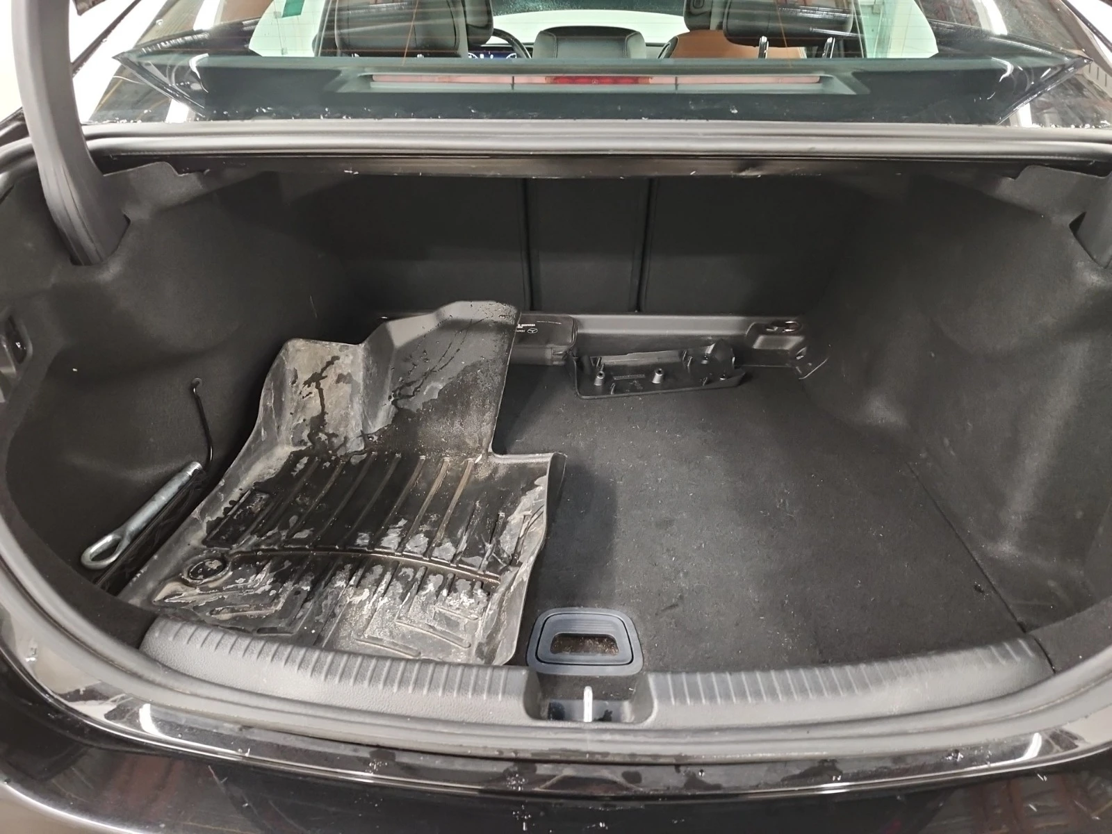 Mercedes-Benz C 300 * * CARFAX * * ���� ������ * *  | Mobile.bg � ����������� 15