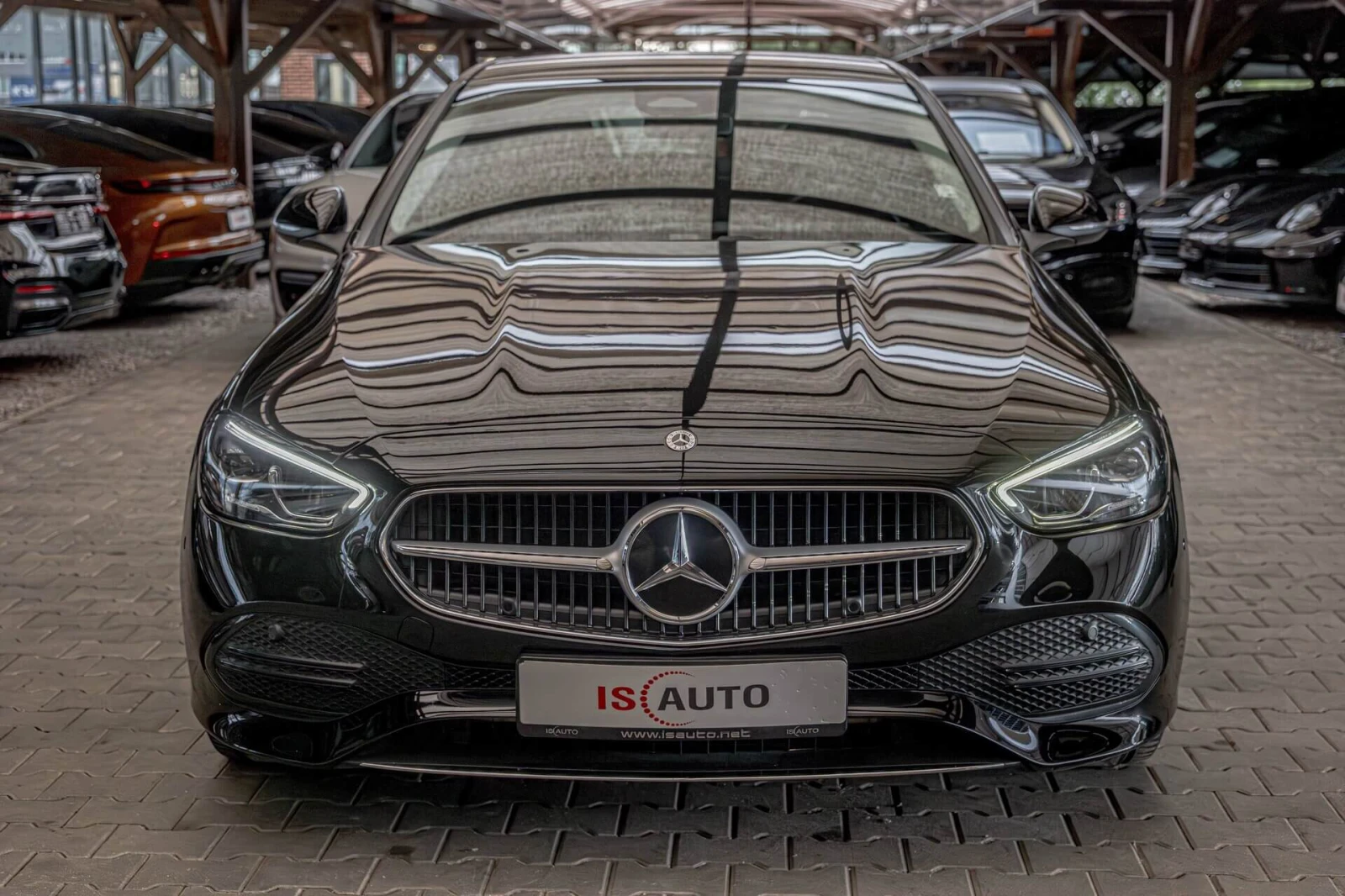 Mercedes-Benz C 300 4Matic/Ambient/Камера/MBUX/Avantgarde