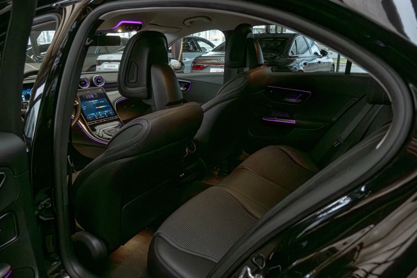 Mercedes-Benz C 300 4Matic/Ambient/Камера/MBUX/Avantgarde, снимка 9 - Автомобили и джипове - 53967215