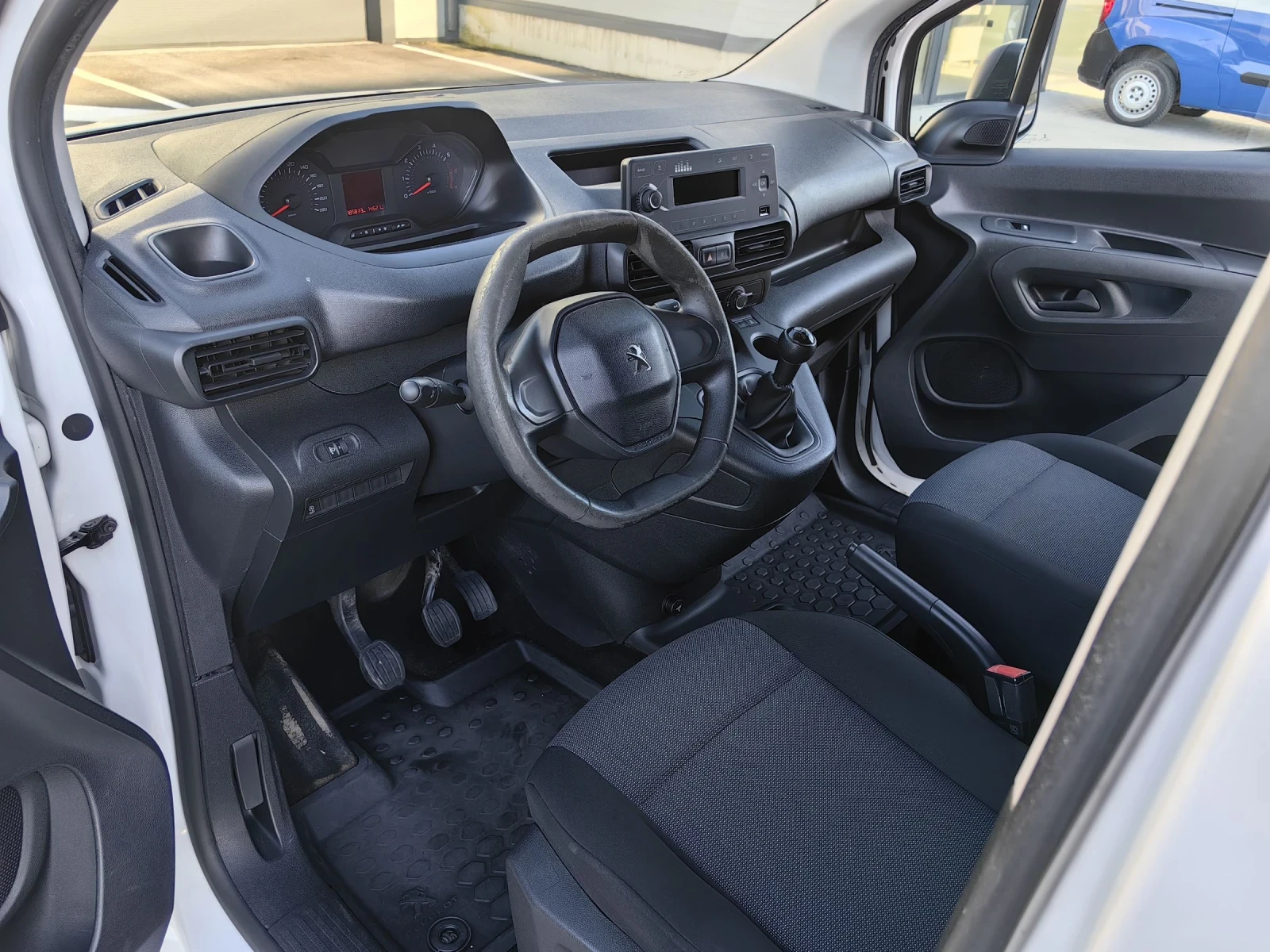 Peugeot Partner 1.5 HDI* EURO 6* N1, снимка 8 - Автомобили и джипове - 54221630