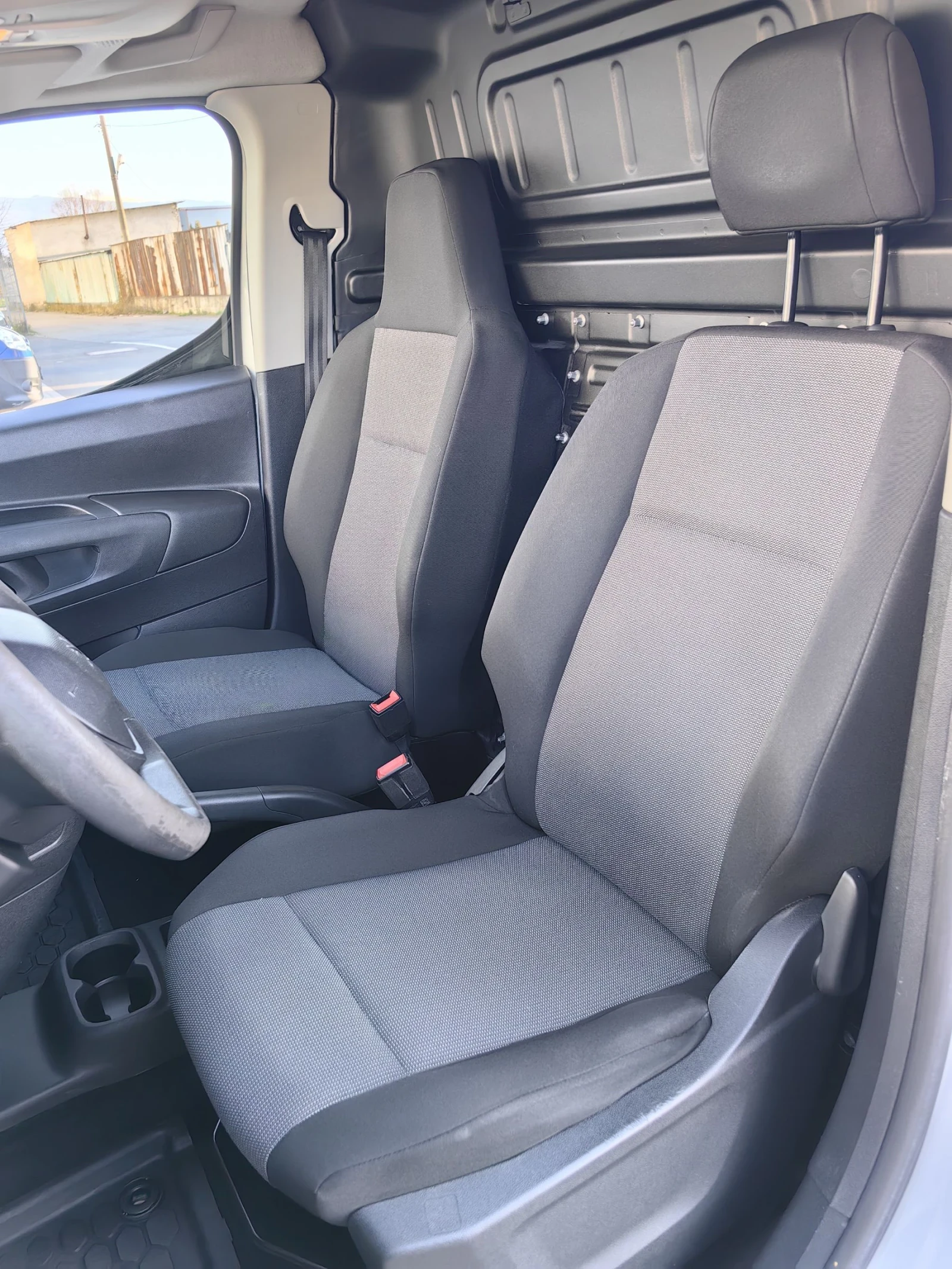 Peugeot Partner 1.5 HDI* EURO 6* N1, снимка 10 - Автомобили и джипове - 54221630