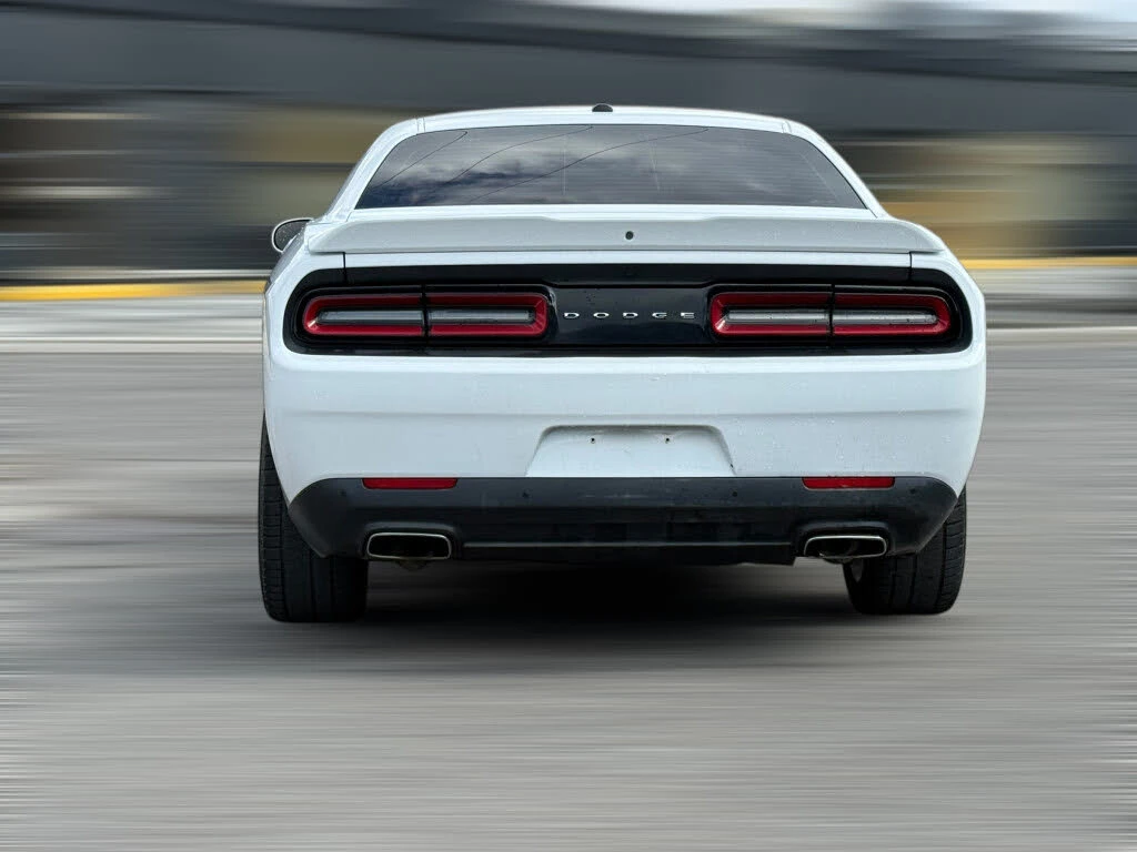 Dodge Challenger SXT* RWD* АвтоКредит * (ЦЕНА ДО БГ), снимка 7 - Автомобили и джипове - 54227469