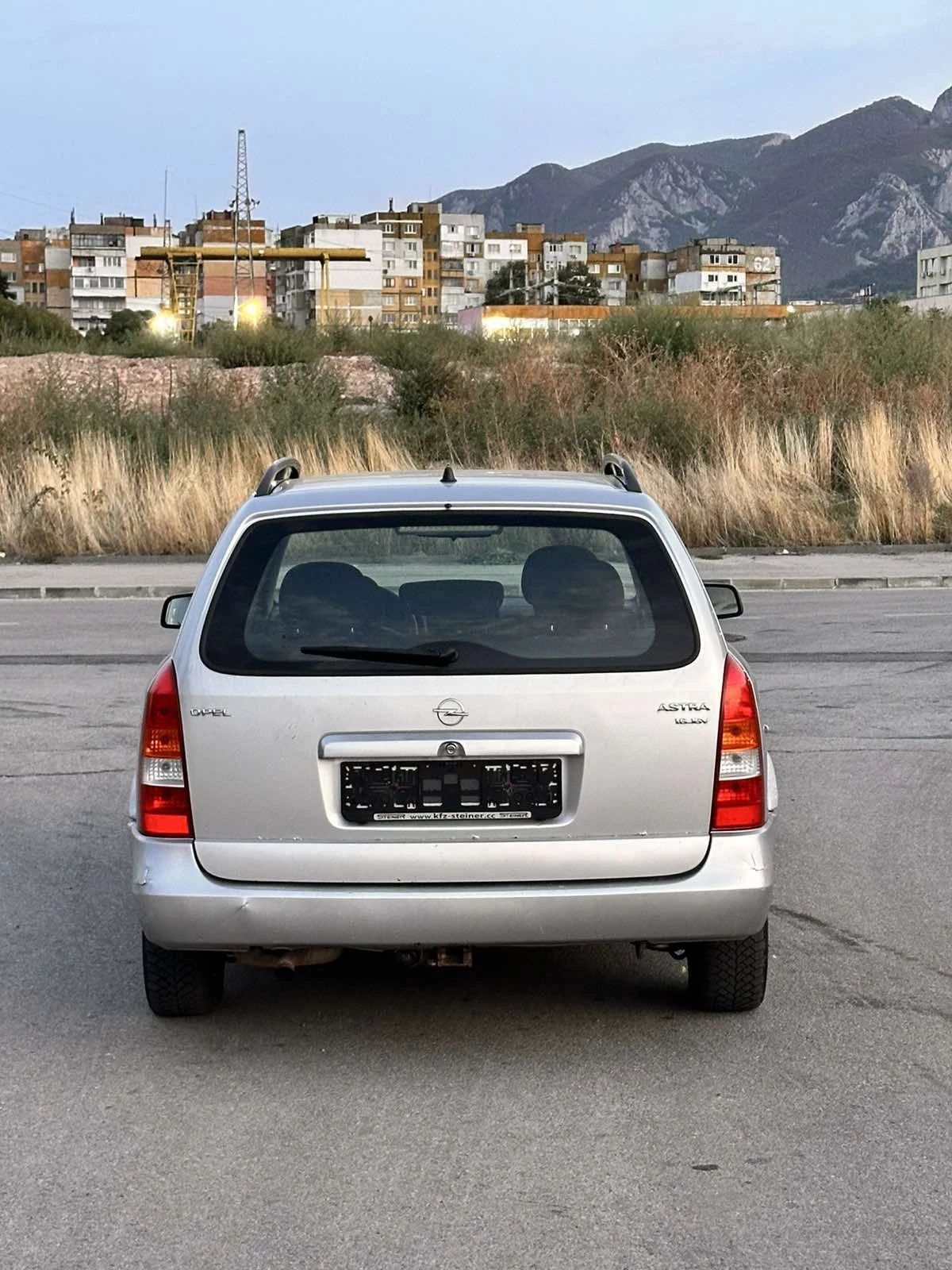 Opel Astra, снимка 3 - Автомобили и джипове - 54249275