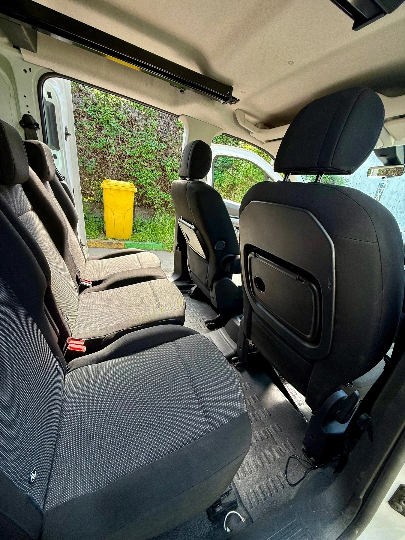 Peugeot Partner 1.5 HDI, снимка 7 - Автомобили и джипове - 54334816