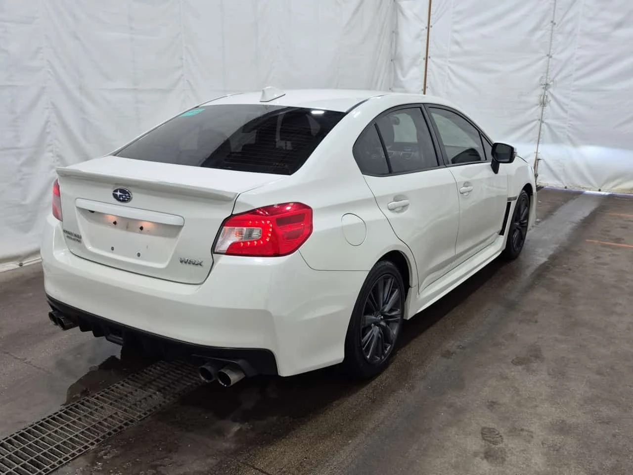 Subaru WRX * Sport Manual * CARFAX * ��� ������������ ������ | Mobile.bg � ����������� 4