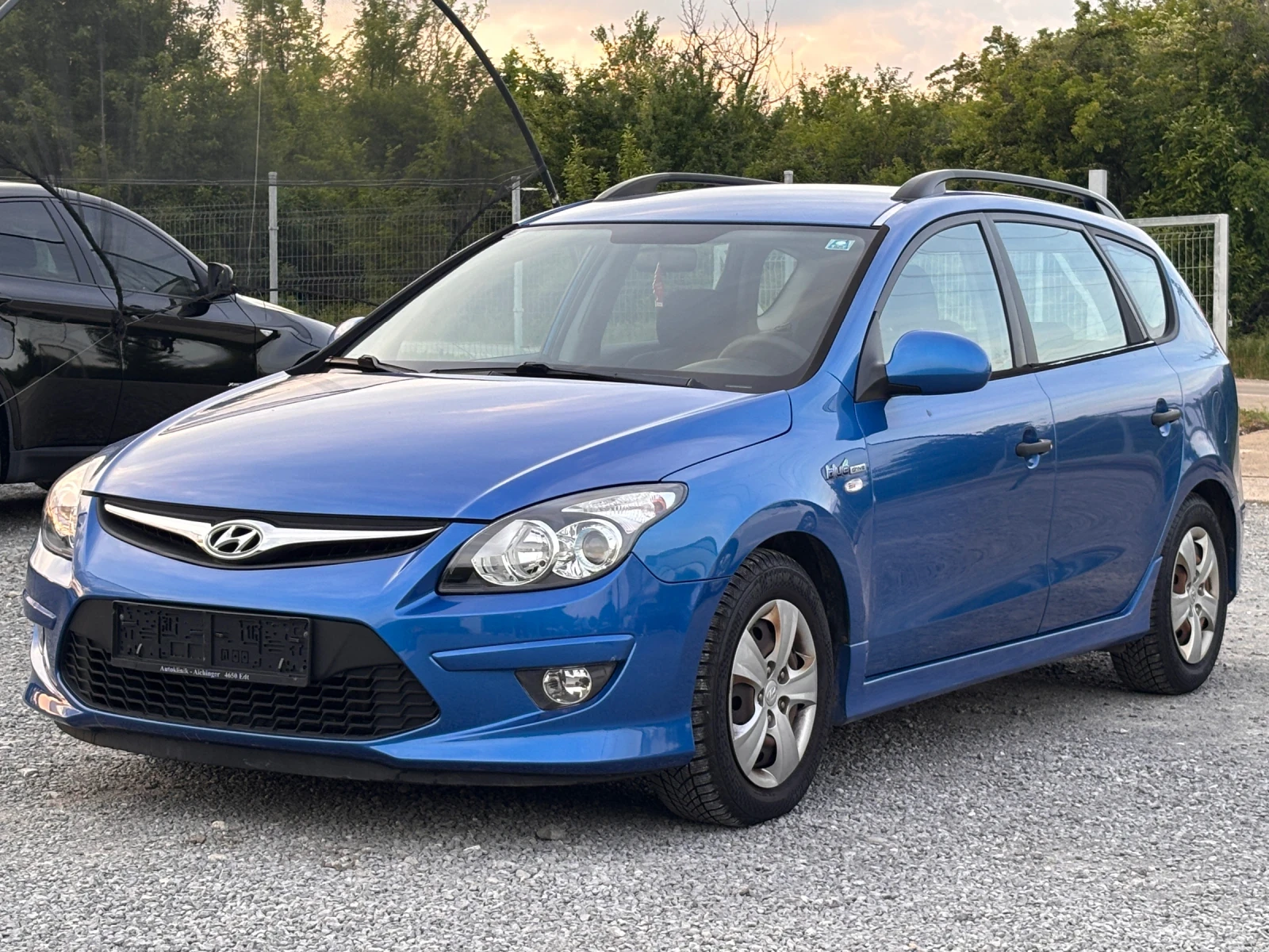 Hyundai I30 CW  1.6 CRDI 90ps, снимка 2 - Автомобили и джипове - 54445838