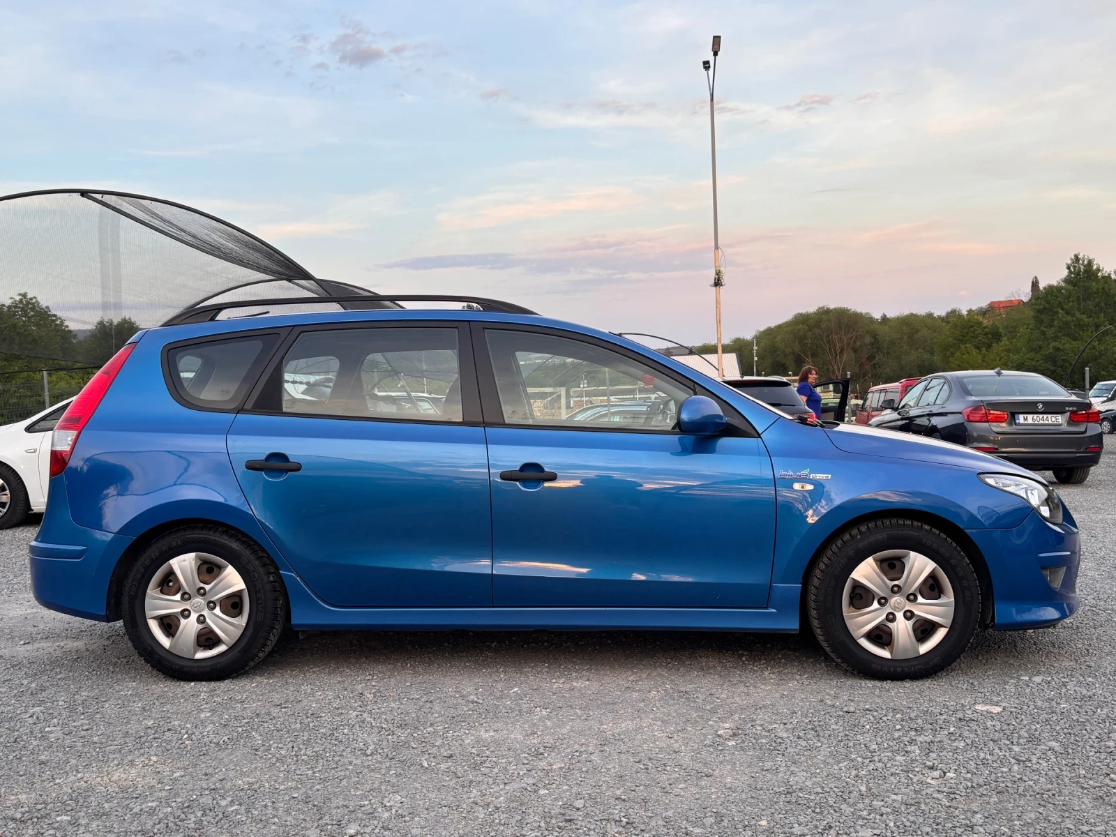 Hyundai I30 CW  1.6 CRDI 90ps, снимка 7 - Автомобили и джипове - 54445838