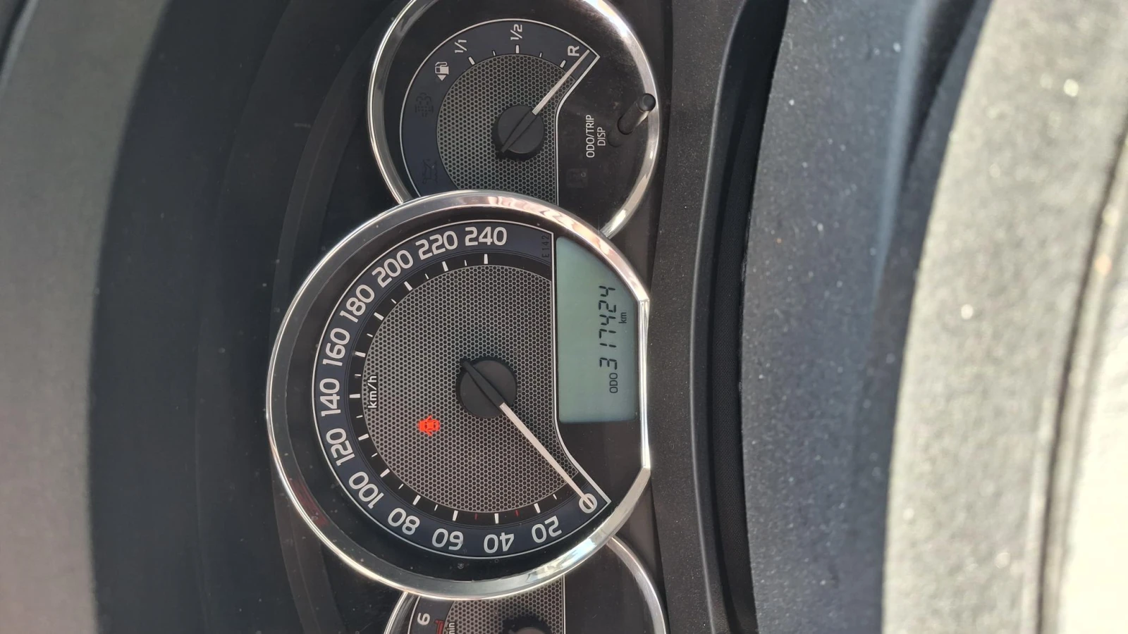 Toyota Corolla, снимка 3 - Автомобили и джипове - 55834595