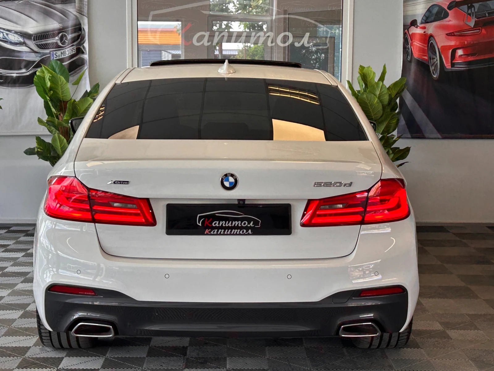 BMW 520 D MHEV M Pack Xdrive 190, снимка 5 - Автомобили и джипове - 55155459