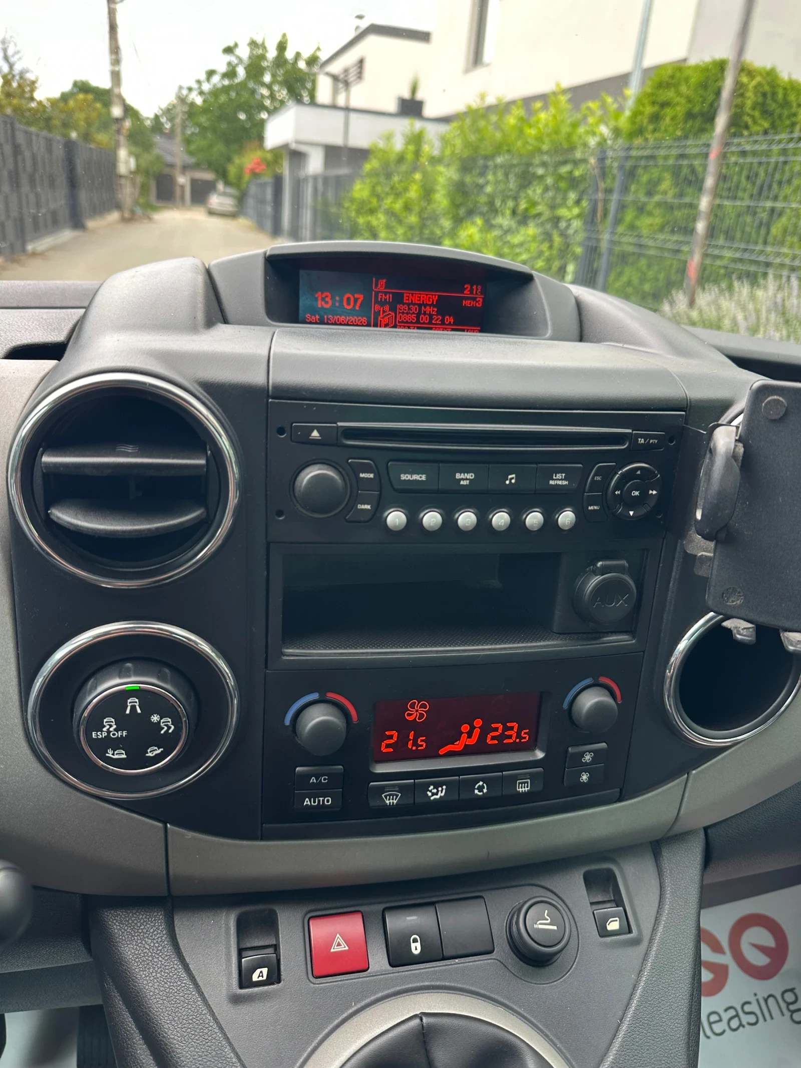 Peugeot Partner Tepe-HDI-112k.c, снимка 10 - Автомобили и джипове - 55452950