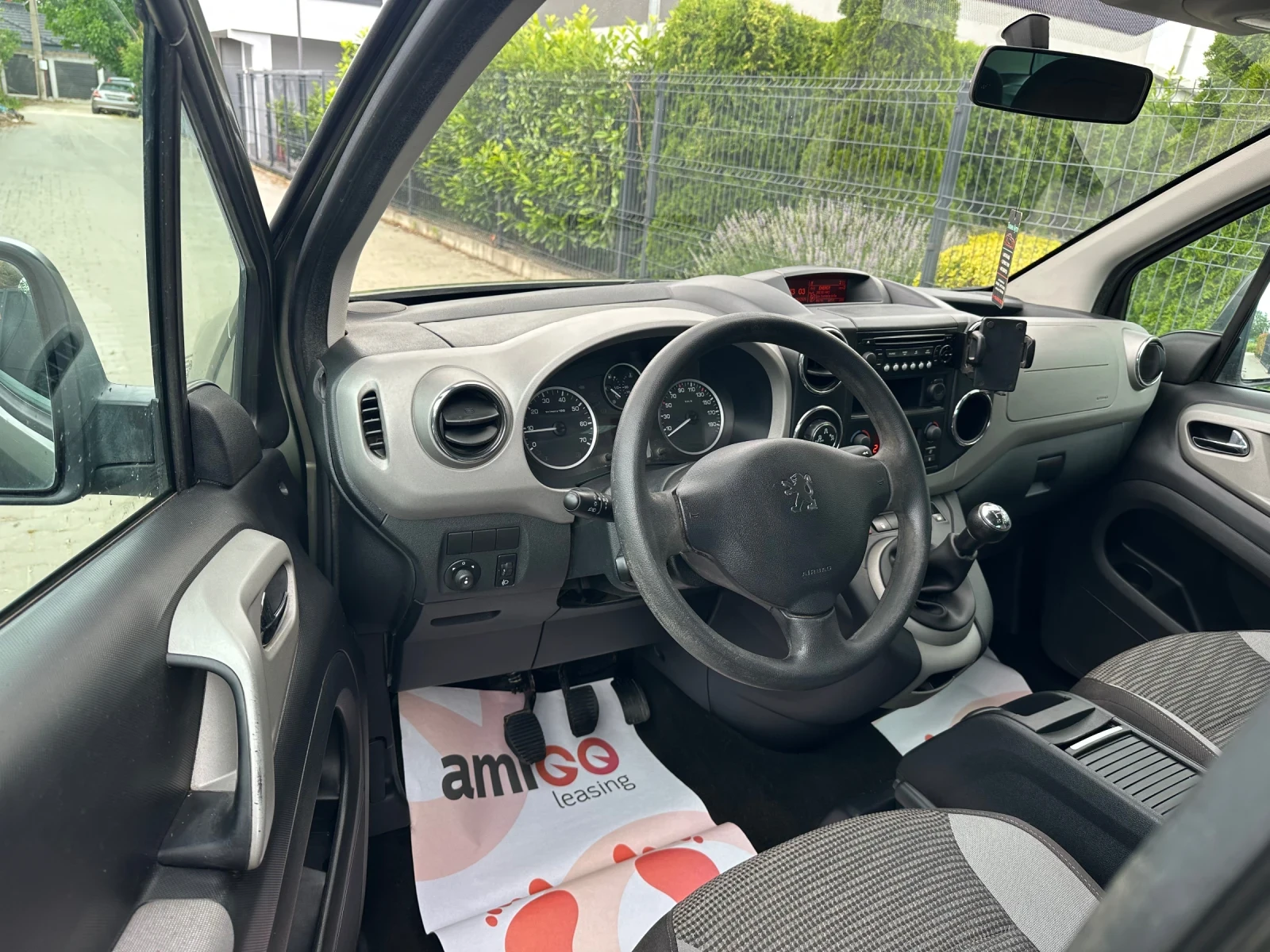 Peugeot Partner Tepe-HDI-112k.c, снимка 8 - Автомобили и джипове - 55452950