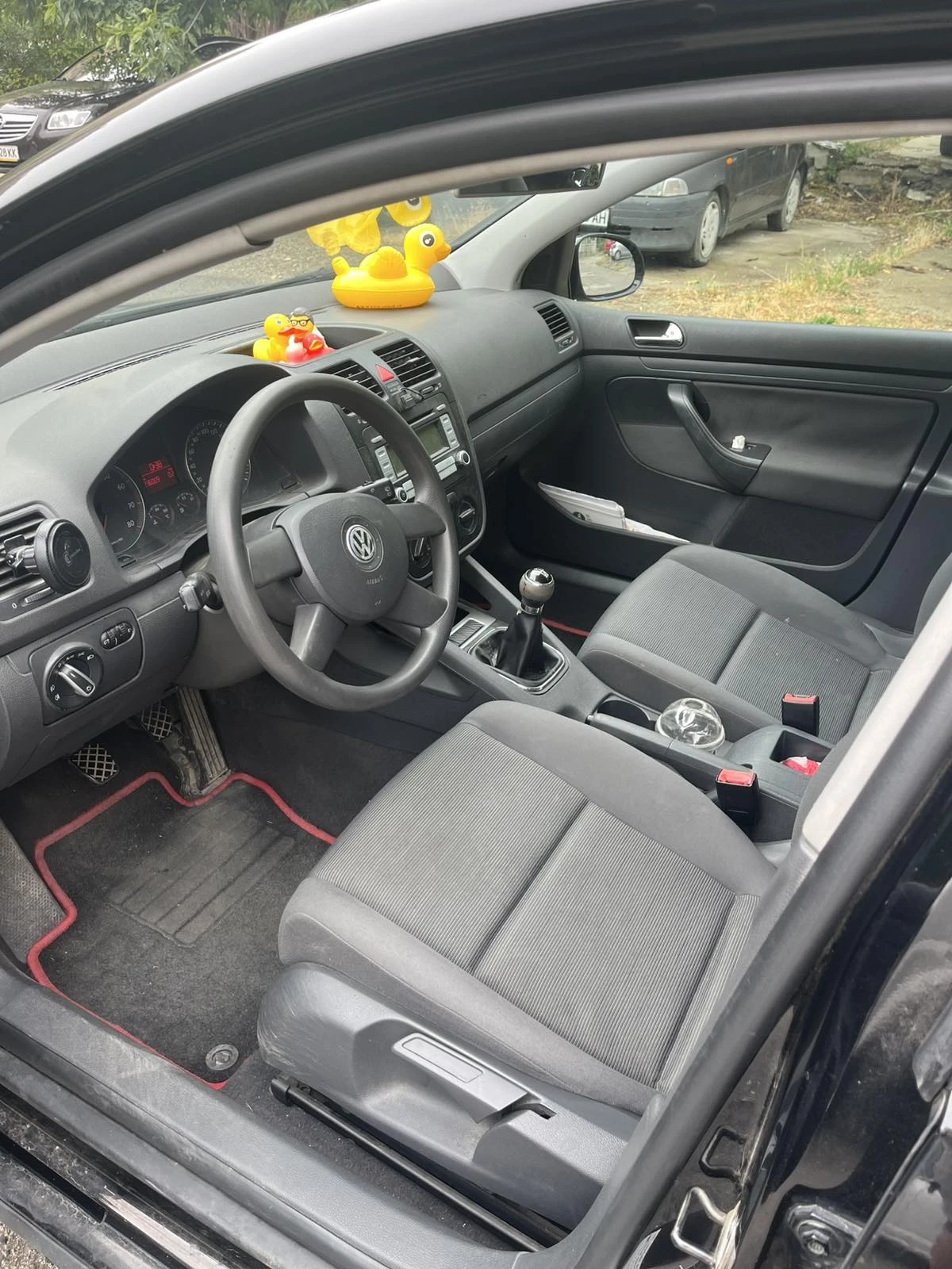 VW Golf 5, снимка 7 - Автомобили и джипове - 55486130