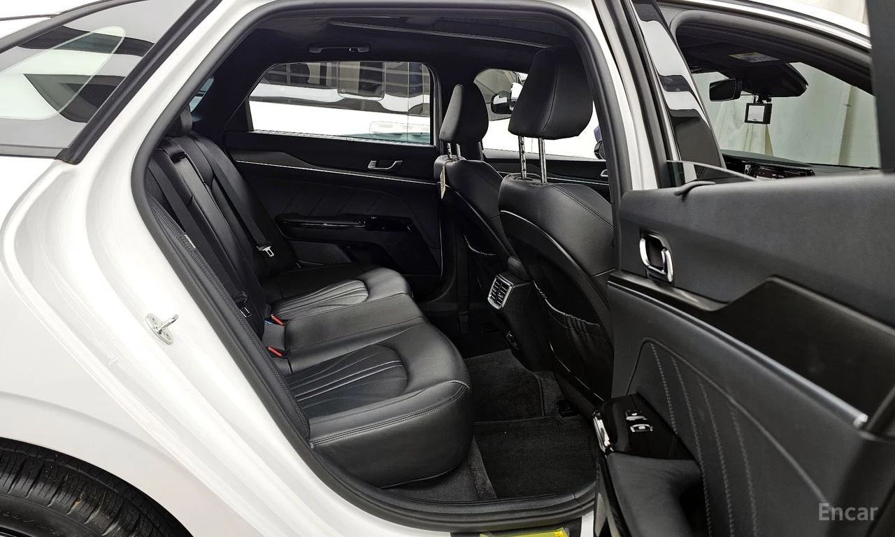 Kia K5 * КРАЙНА ЦЕНА ДО БЪЛГАРИЯ * АВТОКРЕДИТ, снимка 12 - Автомобили и джипове - 55541926