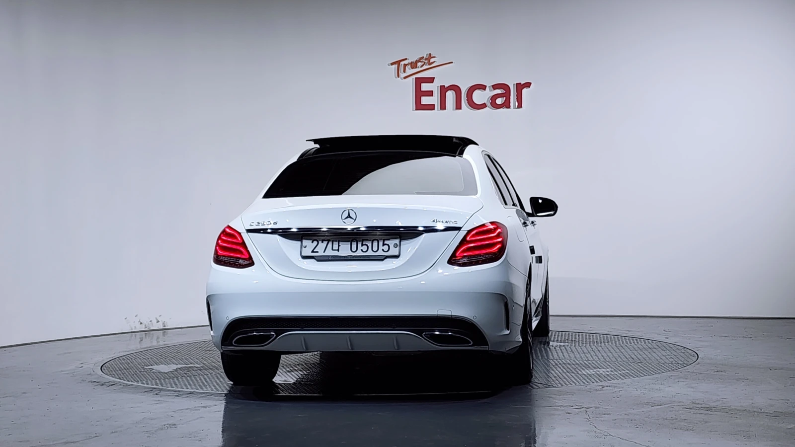 Mercedes-Benz C 250 d* HUD* BLIND SPOT* ЛЮК* КРАЙНА ЦЕНА, снимка 4 - Автомобили и джипове - 55982458