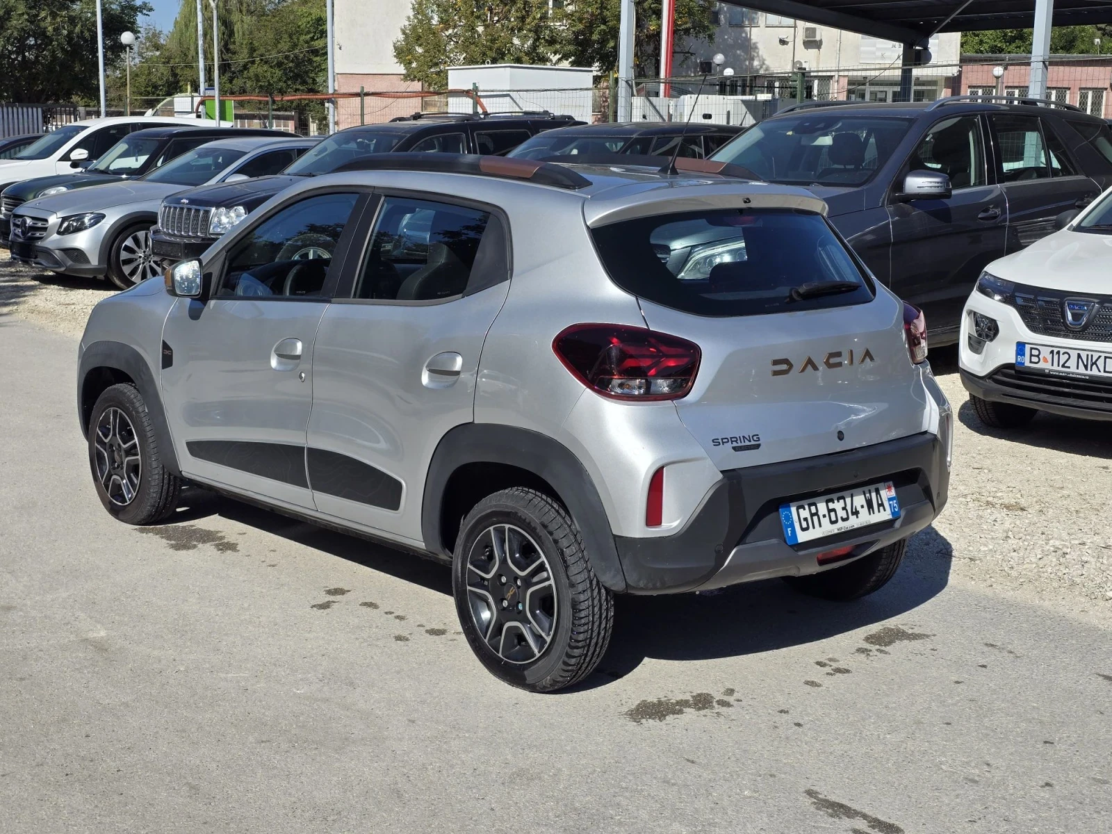 Dacia Spring Extreme 65  Гаранция Лизинг Франция, снимка 3 - Автомобили и джипове - 56103340