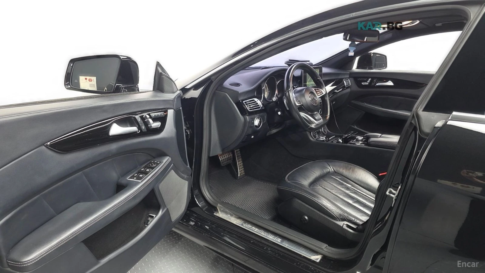Mercedes-Benz CLS 250 D* 4MATIC* AMG Line* 360* PANO* NAVI* , снимка 10 - Автомобили и джипове - 56262309
