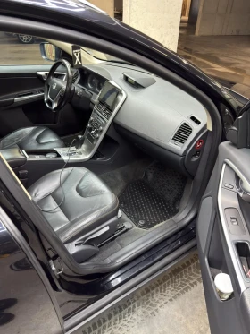 Volvo XC60 2.4 D5, снимка 5