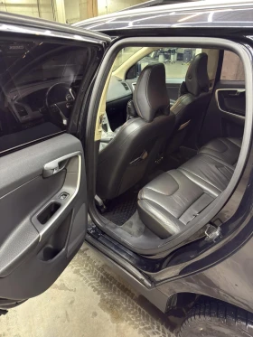 Volvo XC60 2.4 D5, снимка 3