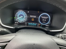 Hyundai Santa fe Plug-In Hybrid Luxury AWD - 45500 лв. / 23263.78 € - 78342804 11