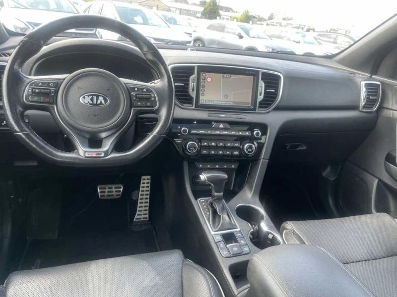 Kia Sportage 1.6t GT line, снимка 3 - Автомобили и джипове - 38674456