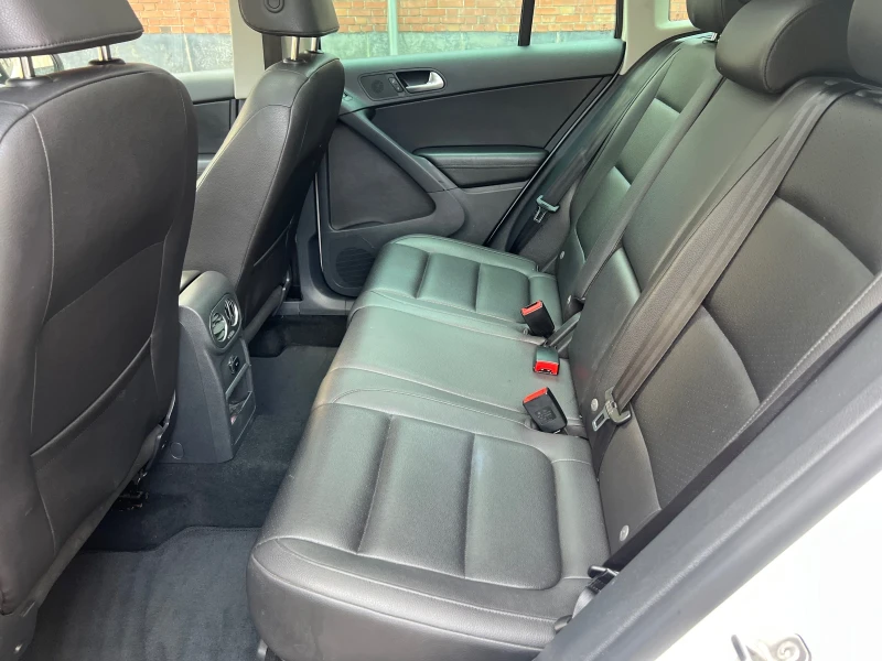 VW Tiguan 2.0 TSI 4MOTION, снимка 11 - Автомобили и джипове - 50983128