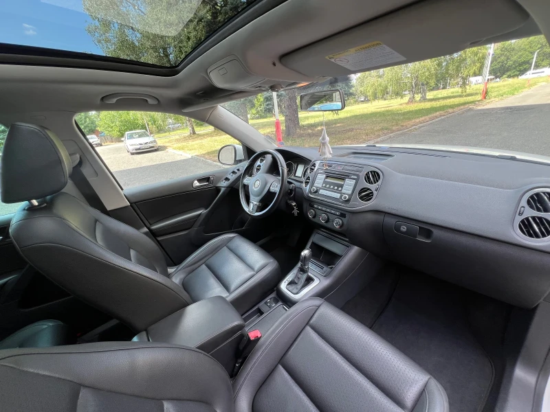 VW Tiguan 2.0 TSI 4MOTION, снимка 12 - Автомобили и джипове - 50983128